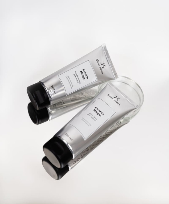 Keratin Magic - Набор для профессионального ухода за волосами (шампунь 250 мл + кондиционер 200 мл)